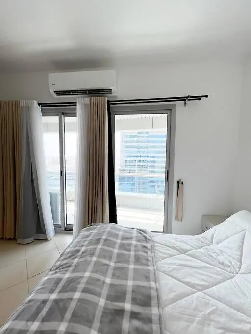 Cozy One Bed Apt D2 1416 Dubai 0*,  United Arab Emirates